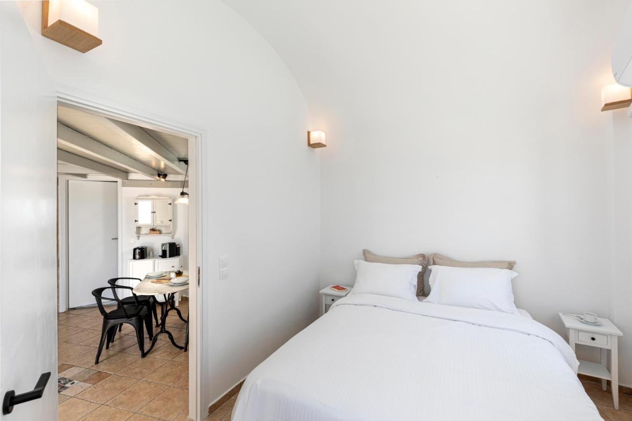 Calderas Hug & Panoramic Sea View - 3 Lux Suites Imerovigli  Ngoại thất bức ảnh